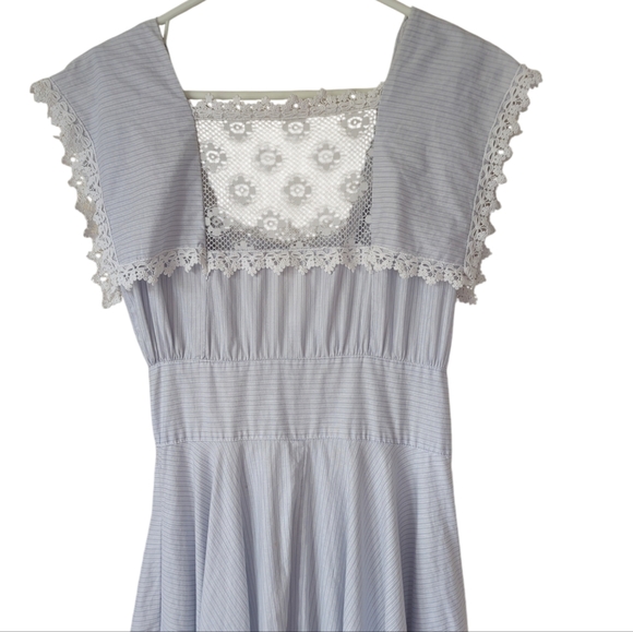 Vintage Gunne Sax Lace Crochet Striped Prairie Dress 7 Blue White - Picture 10 of 16